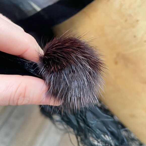 Mitchie’s Velvet Devore Floral Shawl with Rabbit Fur, 1920s-Inspired - Picture 5 of 7